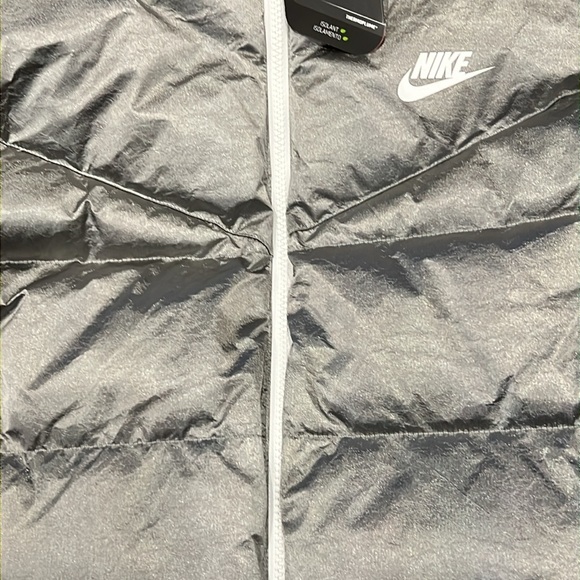 Nike Therma-FIT City series shine puffer jacket boxy silver gray Large NEW NWT - Picture 8 of 12